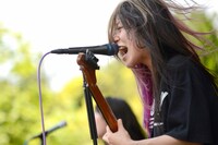 Dizzy Sunfist（撮影：半田安政[showcase]）