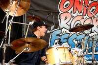 ドウメンヨウヘイ（Dr, Cho / HOTSQUALL）（撮影：半田安政[showcase]）