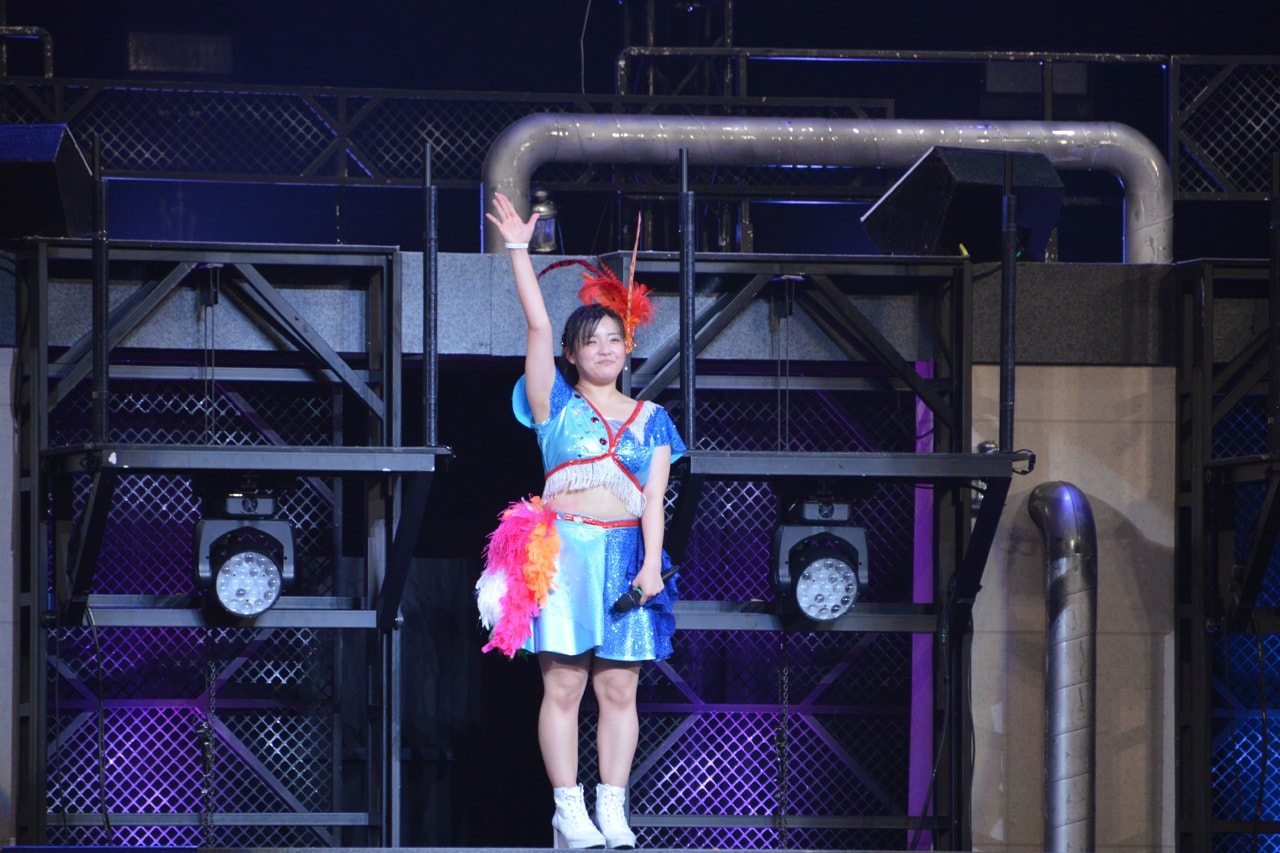 鈴木香音、笑顔でモーニング娘。を卒業「私は世界一幸せ者！」 - 音楽