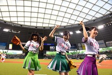 左から廣田あいか投手、安本彩花投手、真山りか投手。