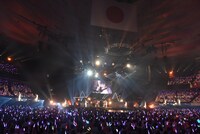 「アンジュルム コンサートツアー 2016春『九位一体』～田村芽実卒業スペシャル～」の様子。