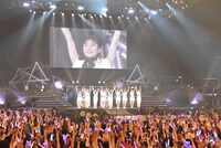 「アンジュルム コンサートツアー 2016春『九位一体』～田村芽実卒業スペシャル～」の様子。