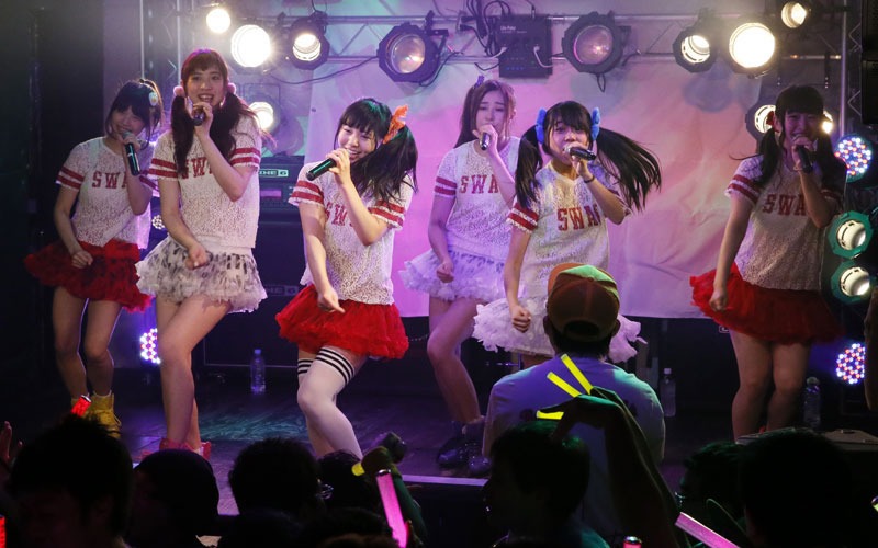 ベースボールガールズ復活記念ライブの様子。（写真提供：Mastard Records）
