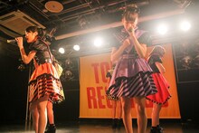 「Ready Smile!!」を歌うi☆Ris。