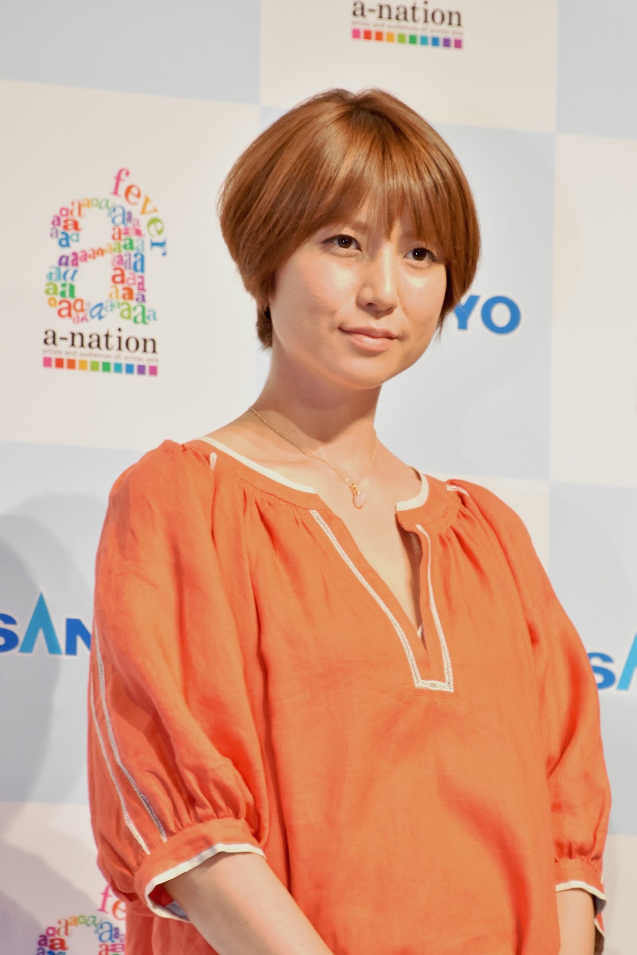 hitomi