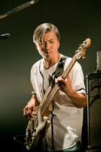 佐藤征史（B）（撮影：五十嵐一晴）