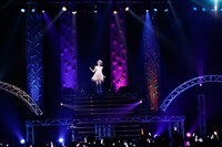 内田彩「SweetTears」ライブの様子。（写真提供：日本コロムビア）