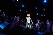中村一義「RockでなしRockn'roll 2016～海賊大祝祭～」東京・赤坂BLITZ公演の様子。（撮影：緒車寿一）