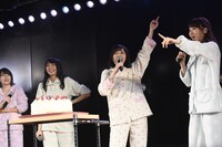 東京・AKB48劇場にて行われた「AKB48 45thシングル選抜総選挙」の速報発表の様子。(c)AKS
