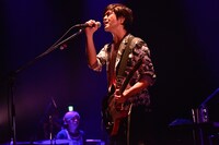 藤巻亮太「藤巻亮太 TOUR 2016 ～春祭編～」東京・Zepp Tokyo公演の様子。（撮影：古渓一道）