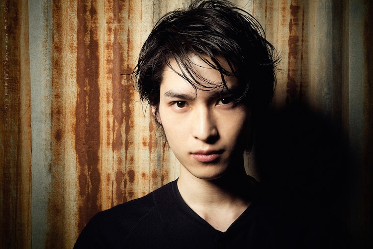 試行錯誤の連続でした 阪本奨悟が新アニメ 王室教師ハイネ Opテーマ提供 音楽ナタリー