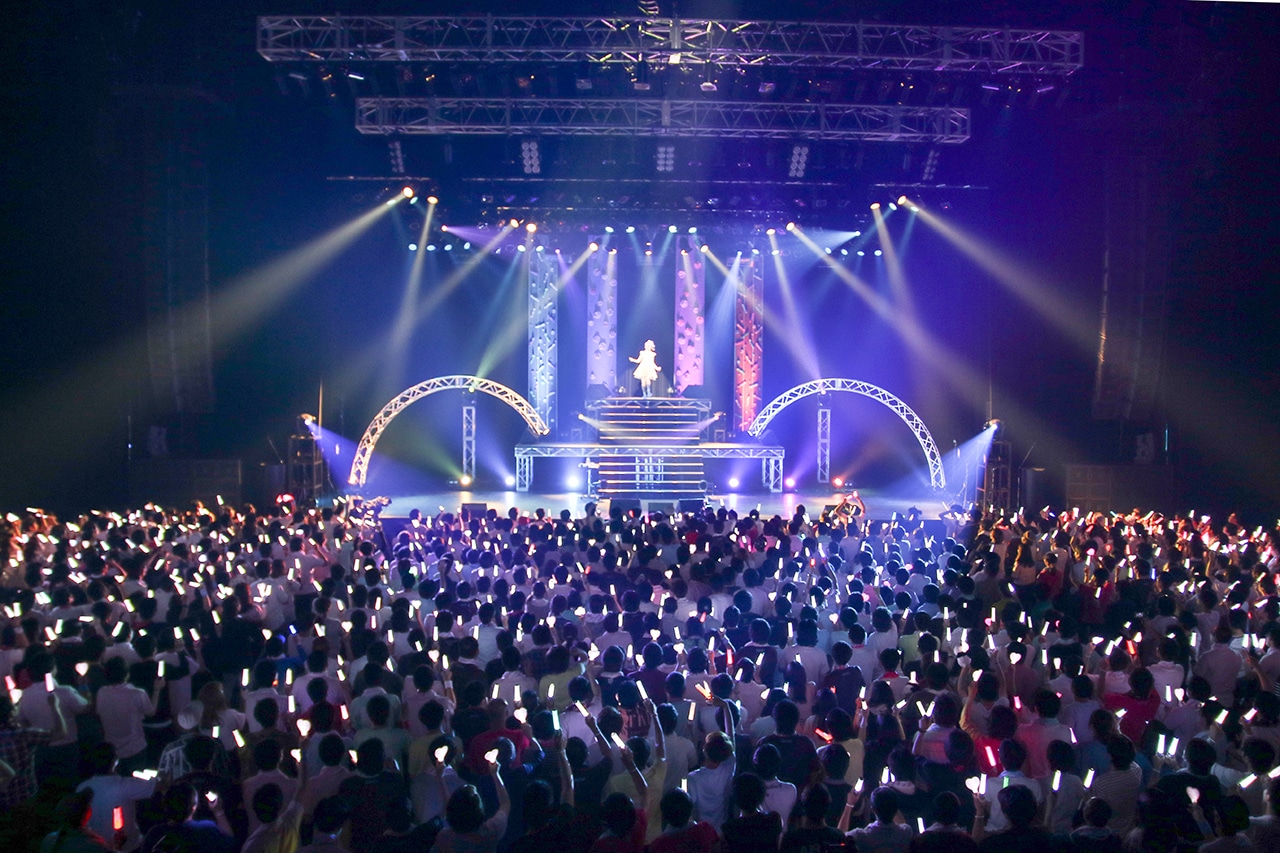 内田彩「SweetTears」ライブの様子。