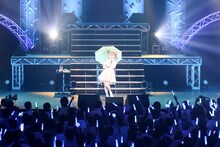 内田彩「SweetTears」ライブの様子。