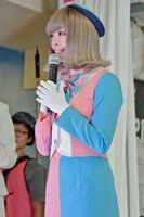 人気画像6位は「私色に染まっていてとってもうれしい！きゃりー車掌『KPP TRAIN』運行開始」より、きゃりーぱみゅぱみゅ。