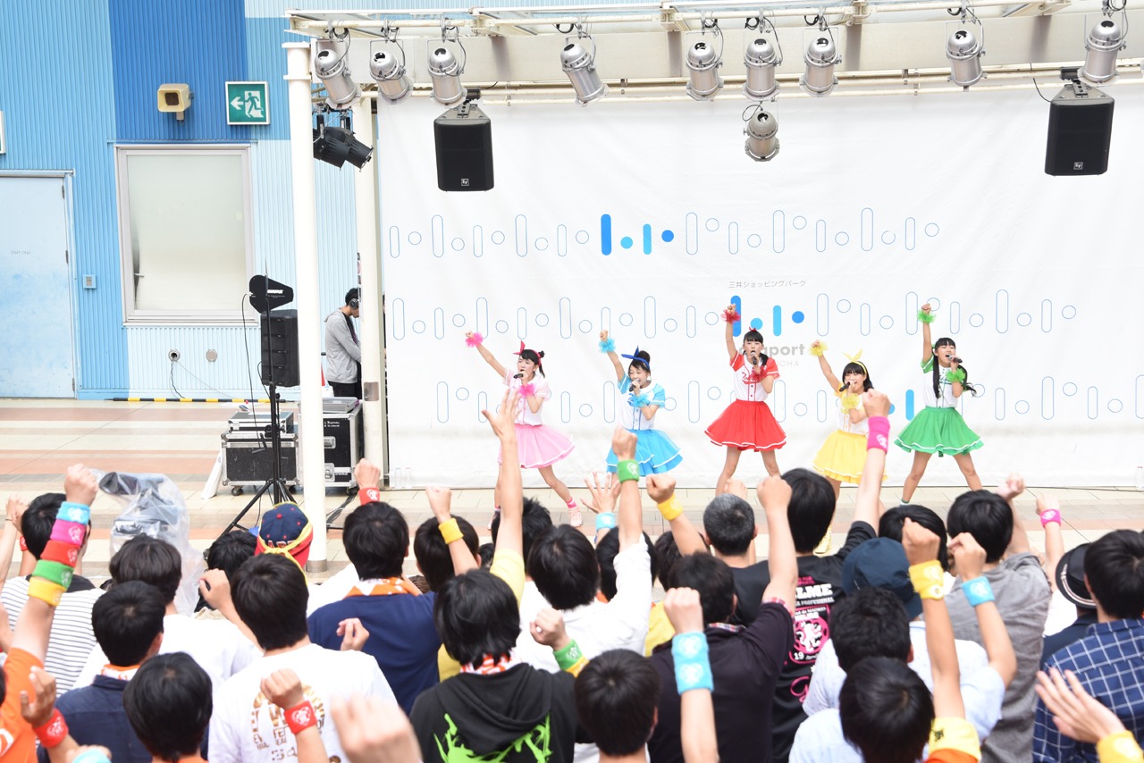 「ときめき▽宣伝部～3rd SEASON～『むてきなツアー』」最終公演の様子。