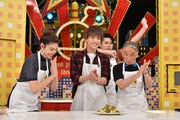 左より森星、岩田剛典、吉村崇、堺正章。 (c)TBS