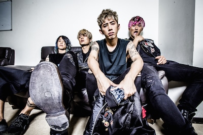 ONE OK ROCK