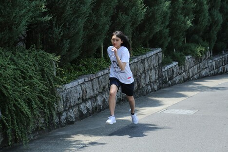 木崎ゆりあ(c)テレビ朝日