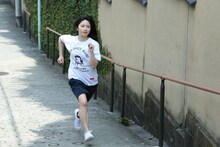 横山由依(c)テレビ朝日