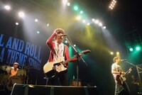 the pillowsワンマンツアー「STROLL AND ROLL TOUR」東京・TSUTAYA O-EAST公演の様子。 （写真提供：バッド・ミュージック・グループ）