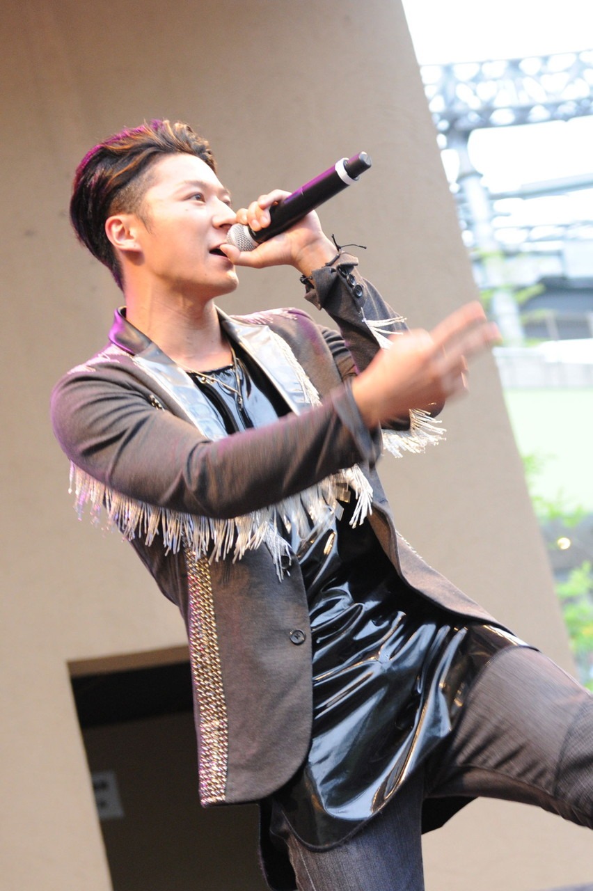 谷内伸也