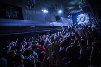 SiMとCrossfaithのコラボライブの様子。（Photo by Ryota Mori / Red Bull Content Pool）