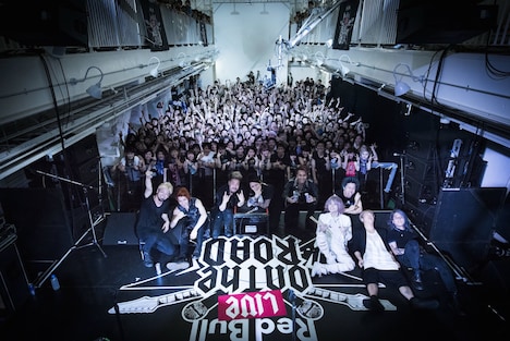 SiMとCrossfaithのコラボライブの様子。(Photo by Ryota Mori / Red Bull Content Pool)