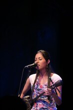 「上間綾乃 @MANDALA LIVE2016」の様子。（写真提供：日本コロムビア）