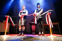 「ONIGAWARA 1st mini album『欲望』リリースツアー2016～ボーイフレンド就任記念式典～」東京・WWW公演の様子。（撮影：山川哲矢）