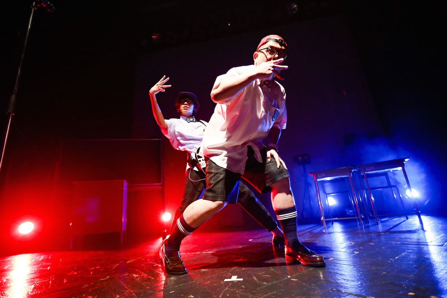 「ONIGAWARA 1st mini album『欲望』リリースツアー2016～ボーイフレンド就任記念式典～」東京・WWW公演の様子。（撮影：山川哲矢）