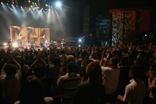 黒木渚 ONEMAN TOUR 2016 SPRING「ふざけんな世界、ふざけろよ」東京・東京国際フォーラム ホールC公演の様子。 （撮影：千葉顕弥）