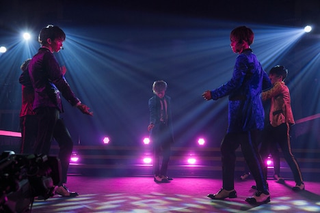 超特急（撮影：米山三郎[SignaL]）