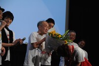 映画「サブイボマスク」公開初日舞台挨拶の様子。