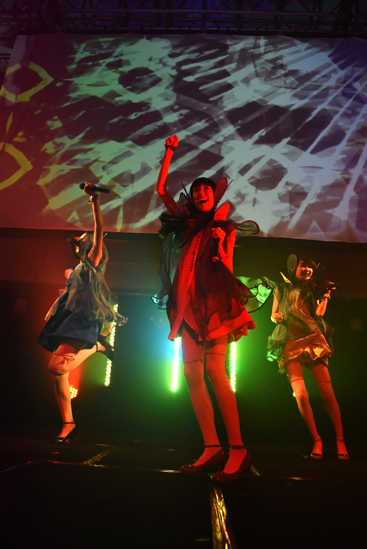 Cupitronワンマンライブ「Galaxy Party ver2.0.0」の様子。