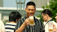 「ザ・モルツ」の新CM「夏だ！いきなり！」篇のワンシーン。