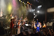 堂島孝平楽団「VERY VERY YES」2日目の様子。