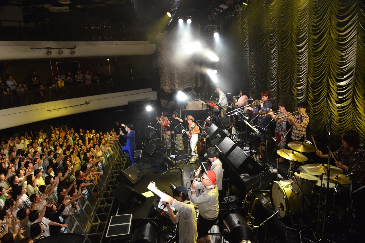 堂島孝平楽団「VERY VERY YES」2日目の様子。
