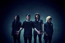 ROACH。右から2番目がDaisuke。