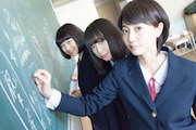 「IDOL NEWSING vol.2」ジャケット撮影の様子。