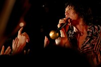 渋谷龍太（Vo）（Photo by Suzuki Kouhei）