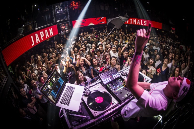過去に行われた「Red Bull Thre3Style」の様子。