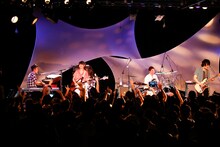 瀧川ありさ、LIQUIDROOM公演の様子。（写真提供：SME records）