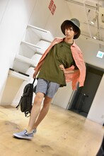 「超特急の撮れ高足りてますか？」第5回の様子。自身の出番を待つリョウガ。