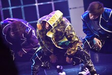 ユースケ（中央）