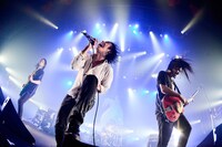 THE BACK HORN「THE BACK HORN『KYO-MEIワンマンツアー』～運命開歌～」東京・新木場STUDIO COAST公演の様子。（撮影：橋本塁［SOUND SHOOTER］）