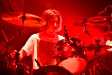 松田晋二（Dr）（撮影：橋本塁［SOUND SHOOTER］）