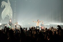 THE BACK HORN「THE BACK HORN『KYO-MEIワンマンツアー』～運命開歌～」東京・新木場STUDIO COAST公演の様子。（撮影：橋本塁［SOUND SHOOTER］）