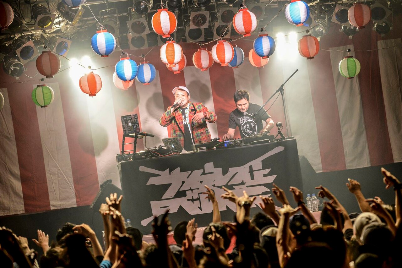 サイプレス上野とロベルト吉野（撮影：高田梓）