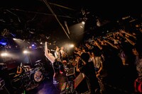 SWANKY DANK（Photo by Takashi "TAKA" Konuma）