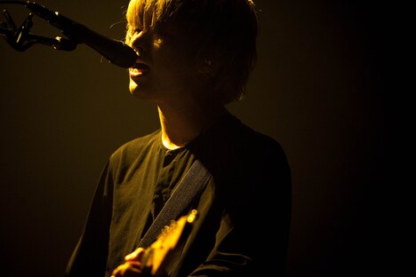 飯田瑞規（Vo, G） （撮影：ヤオタケシ）